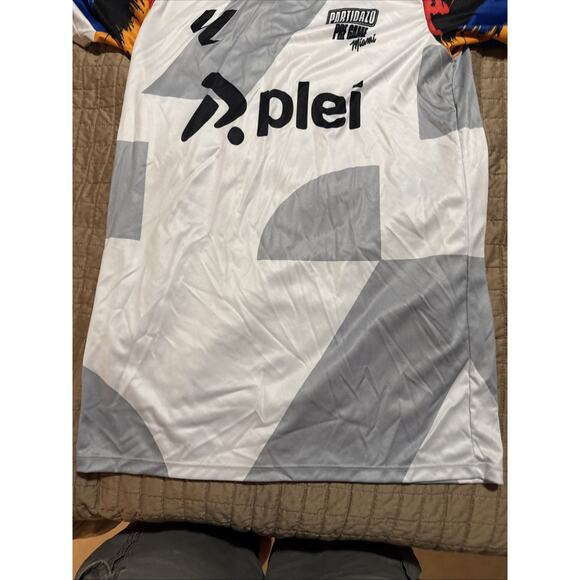 Plei Pre Game Shirt M - Picture 7 of 8